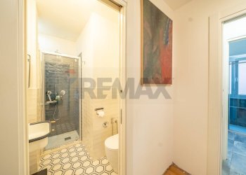 Bagno - Trilocale via Col di Lana
 
18, Ciampino - foto 34