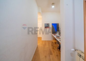 Hall / corridoio - Trilocale via Col di Lana
 
18, Ciampino - foto 36