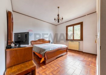 Camera / camera da letto - Independent house Via La Badia, Loro Ciuffenna - photo 10