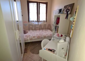 Camera / camera da letto - Villa a Schiera VIA Plutarco
 
62/b, Guidonia Montecelio - foto 20