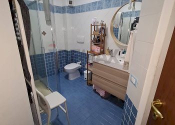 Bagno - Villa a Schiera VIA Plutarco
 
62/b, Guidonia Montecelio - foto 23