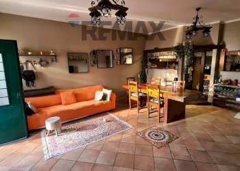 Sala da pranzo - Villa a Schiera VIA Plutarco
 
62/b, Guidonia Montecelio - foto 57