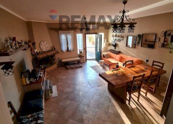 Sala da pranzo - Villa a Schiera VIA Plutarco
 
62/b, Guidonia Montecelio - foto 71