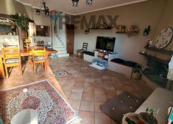 Sala da pranzo - Villa a Schiera VIA Plutarco
 
62/b, Guidonia Montecelio - foto 79