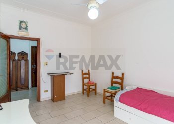 Camera / camera da letto - Trilocale via giovanni fattori
 
27, Gravina di Catania - foto 14