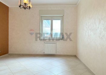 Stanza vuota - Appartamento via libertà
 
62, Riposto - foto 10