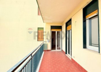 Balcone - Appartamento via libertà
 
62, Riposto - foto 24