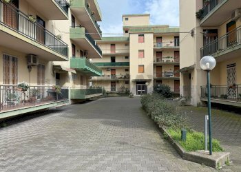 Edificio all\'aperto - Appartamento via libertà
 
62, Riposto - foto 35