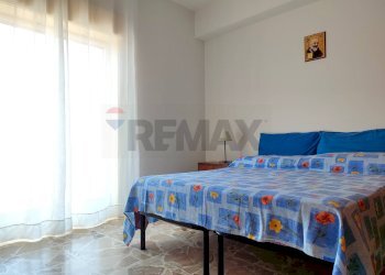 Camera / camera da letto - Quadrilocale Via Consolare Valeria
 
358, Sant'Alessio Siculo - foto 2