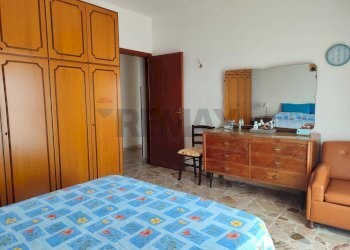 Camera / camera da letto - Quadrilocale Via Consolare Valeria
 
358, Sant'Alessio Siculo - foto 5