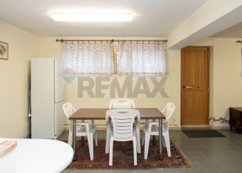 Sala da pranzo - Villa VIA SALIERA
 
100, Torricella Peligna - foto 25