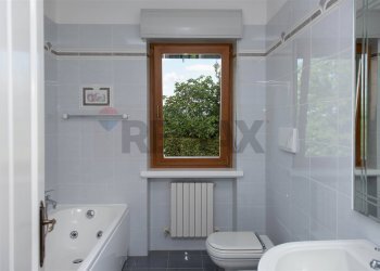 Bagno - Villa VIA SALIERA
 
100, Torricella Peligna - foto 28