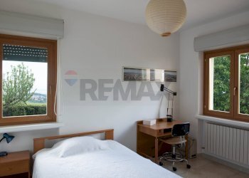 Camera / camera da letto - Villa VIA SALIERA
 
100, Torricella Peligna - foto 36