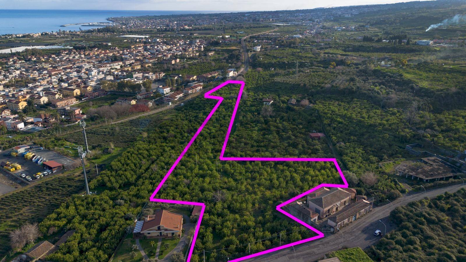 Posizione della mappa - Agricultural land Via Carlino
 
50, Mascali - photo 1