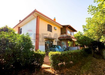 Casa all\'aperto - Villa via della pernice
 
4, Siracusa - foto 2