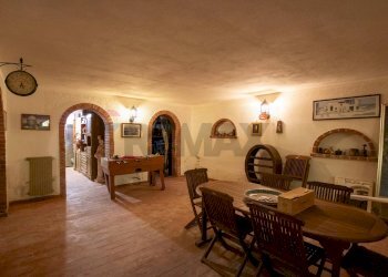 Sala da pranzo - Villa via della pernice
 
4, Siracusa - foto 4