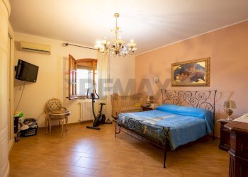 Camera / camera da letto - Villa via della pernice
 
4, Siracusa - foto 39