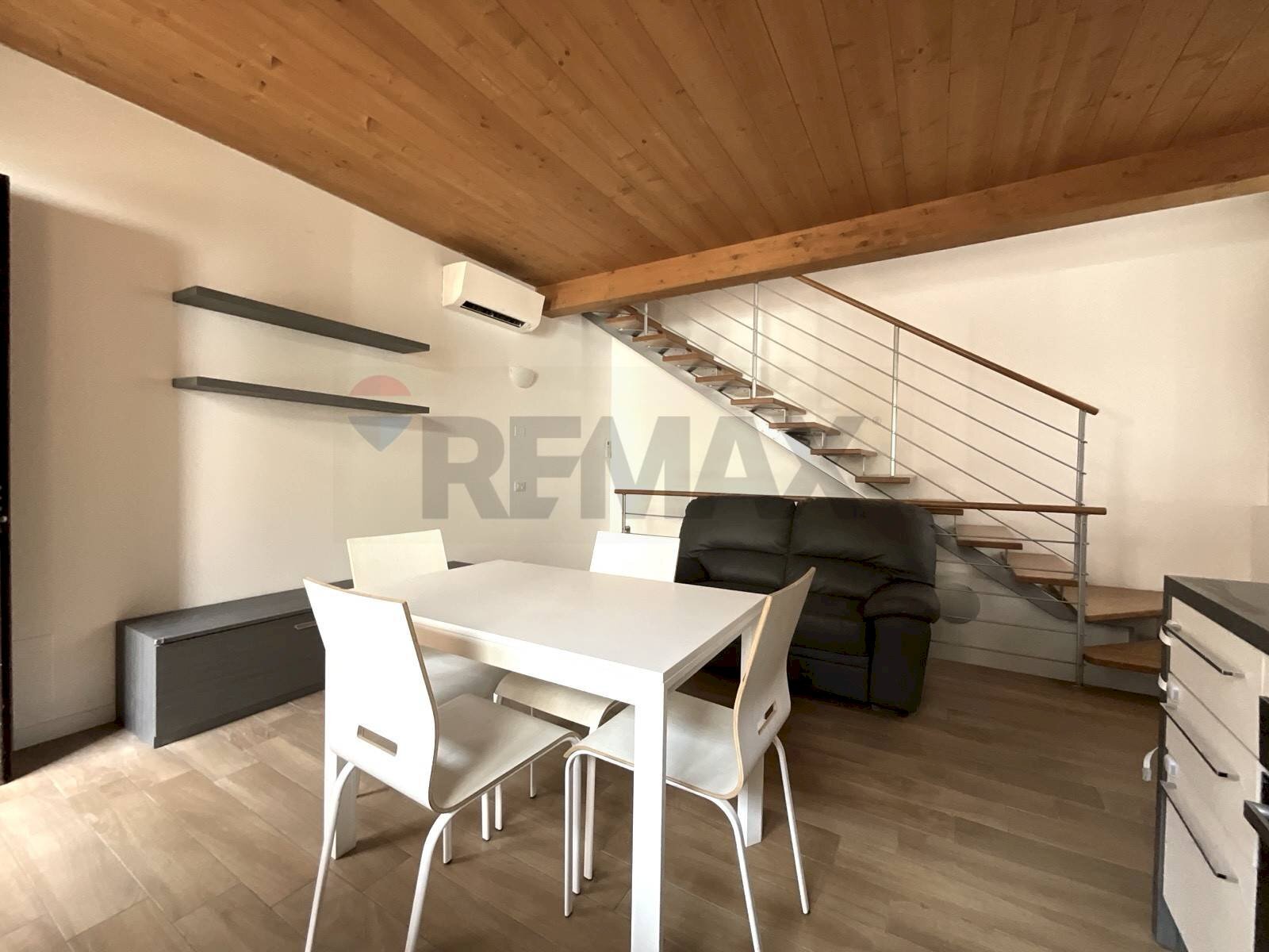 Sala da pranzo - Trilocale Via Caduti
 
61, Arese - foto 2