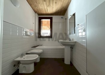 Bagno - Trilocale Via Caduti
 
61, Arese - foto 10