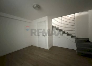 Scale - Trilocale Via Caduti
 
61, Arese - foto 18