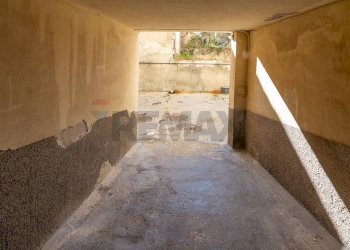 Parcheggio - Box Via Zara, Siracusa - foto 3