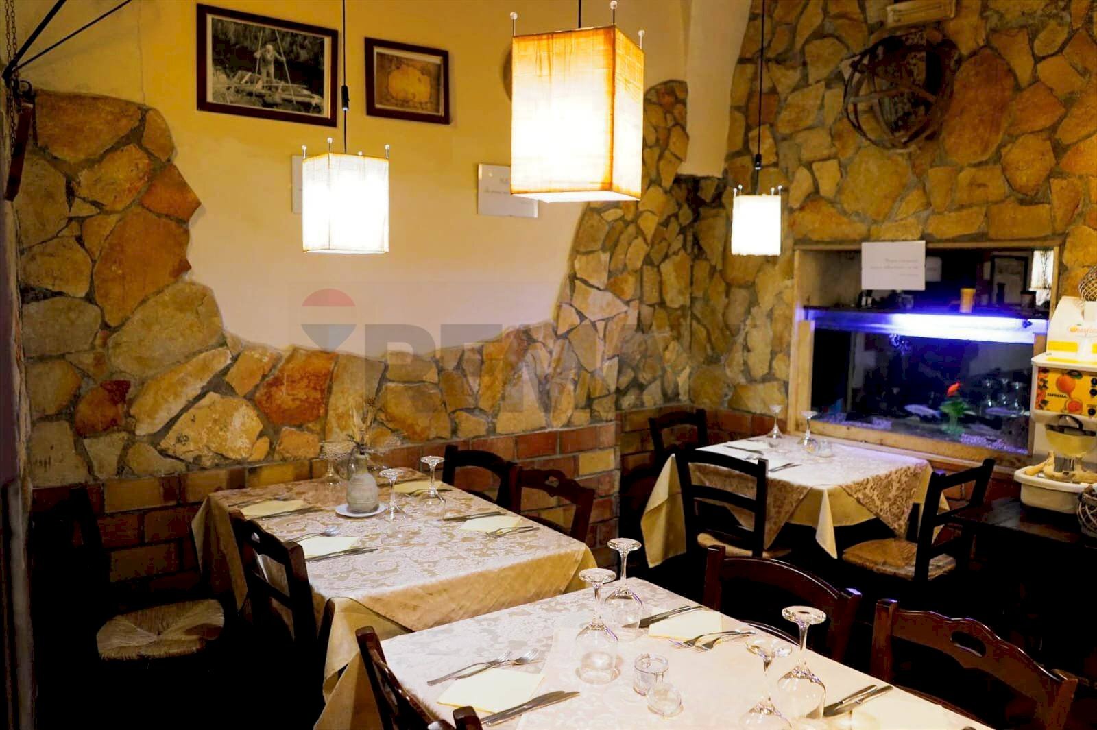 Sala da pranzo - Attività Commerciale via alfieri
2, Lentini - foto 2