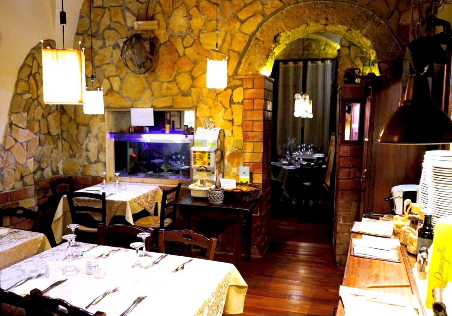 Sala da pranzo - Attività Commerciale via alfieri
2, Lentini - foto 3