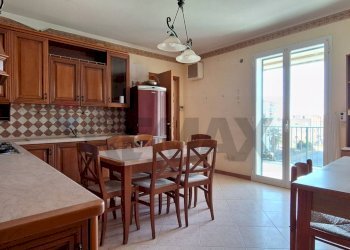 Cucina - Appartamento Viale Ins. R. Errante
 
1, Rosolini - foto 5