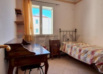 Camera / camera da letto - Appartamento Viale Ins. R. Errante
 
1, Rosolini - foto 14