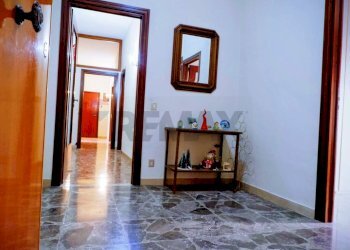 Hall / corridoio - Appartamento VIA GEMITO
 
19, Caserta - foto 30