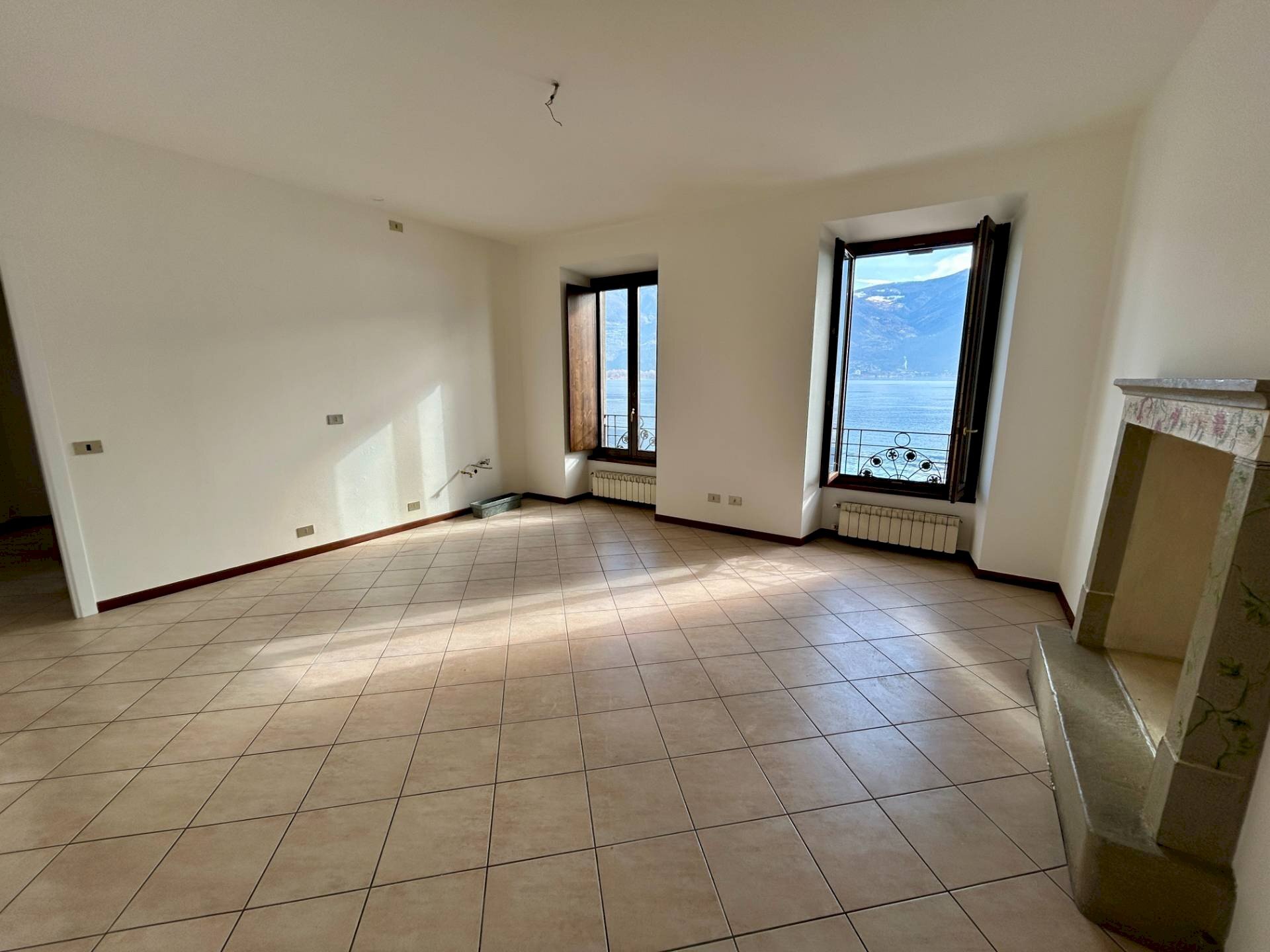 Stanza vuota - Three-room apartment Lovere - photo 3
