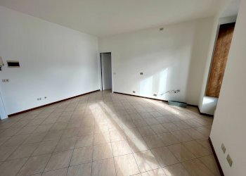 Stanza vuota - Three-room apartment Lovere - photo 5
