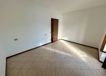 Stanza vuota - Three-room apartment Lovere - photo 9
