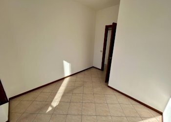 Stanza vuota - Three-room apartment Lovere - photo 15