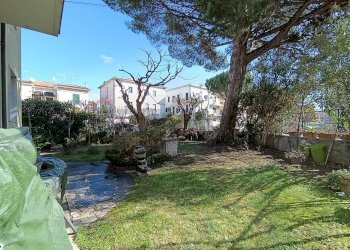 Giardino - Trilocale VIA ALENTO
 
60, Francavilla al Mare - foto 18