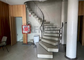 Scale - Locale Commerciale Loc. Ponte Mas
 
242, Sospirolo - foto 2