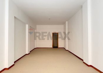 Stanza vuota - Negozio Via Monina
 
1/A, Ancona - foto 6