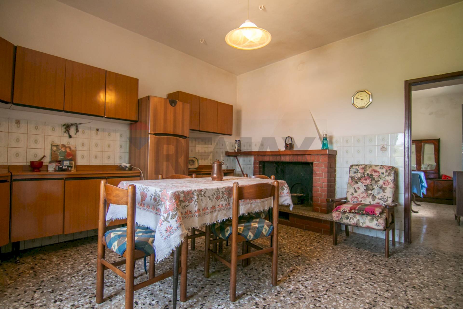 Cucina - Casa semi indipendente Frazione San Giovanni
 
4, Fabriano - foto 2