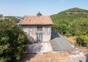 Casa all\'aperto - Casa semi indipendente Frazione San Giovanni
 
4, Fabriano - foto 19