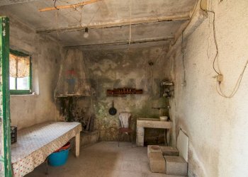 Bagno - Casa semi indipendente Frazione San Giovanni
 
4, Fabriano - foto 24