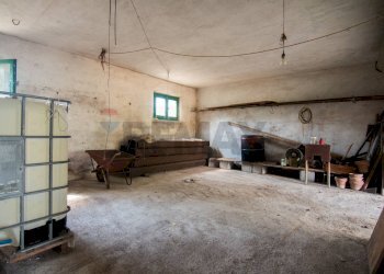 Soggiorno - Casa semi indipendente Frazione San Giovanni
 
4, Fabriano - foto 25