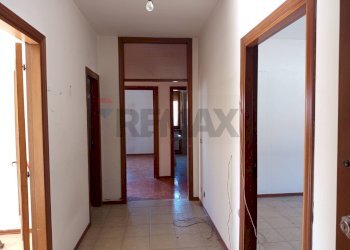 Hall / corridoio - Quadrilocale Montefano - foto 6