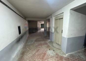 Parcheggio - Box Via Rossini
 
5, Vieste - foto 8