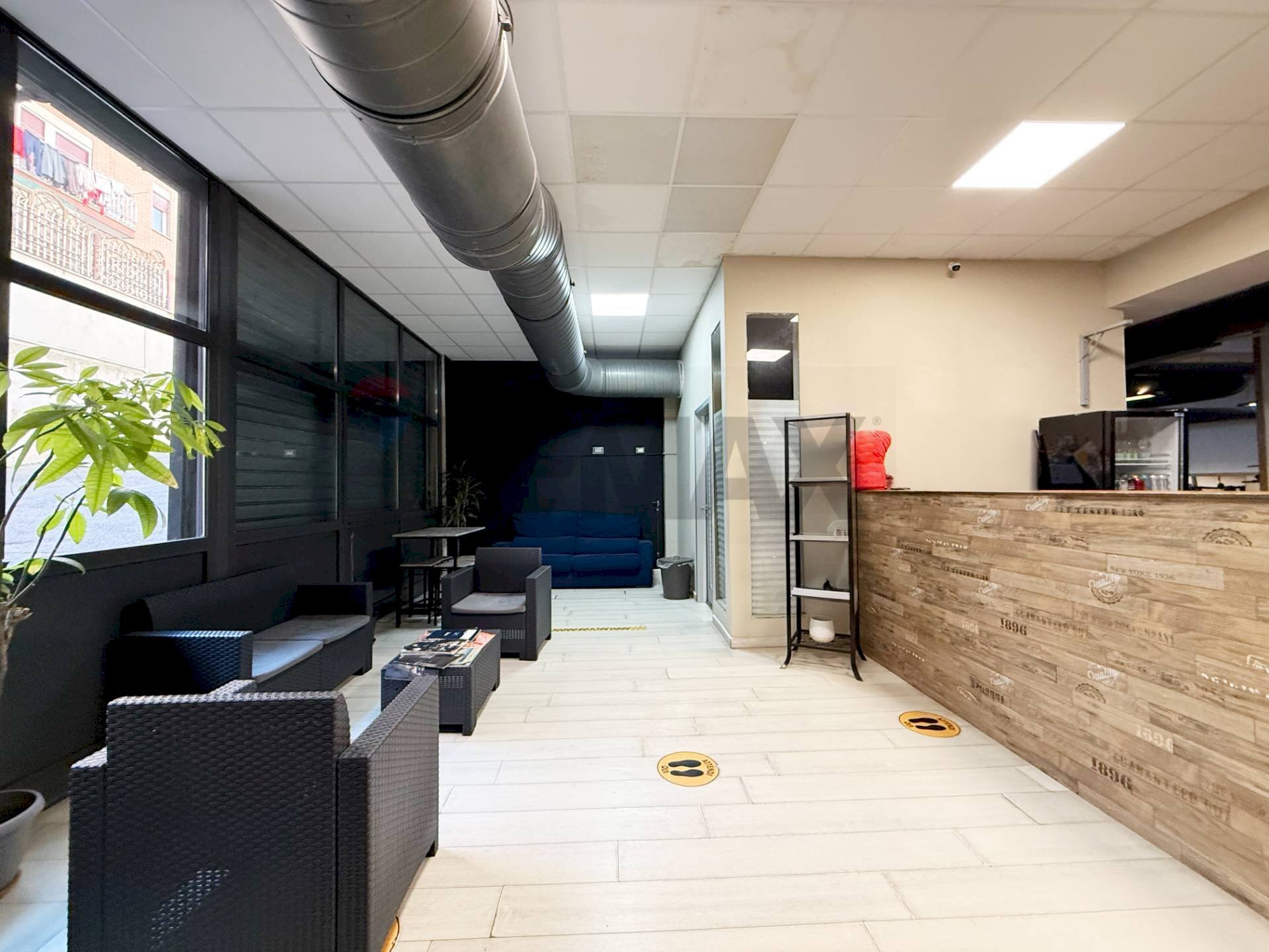 Ricezione / Lobby - Commercial Premises Via Valmontone
 
16, Roma - photo 1