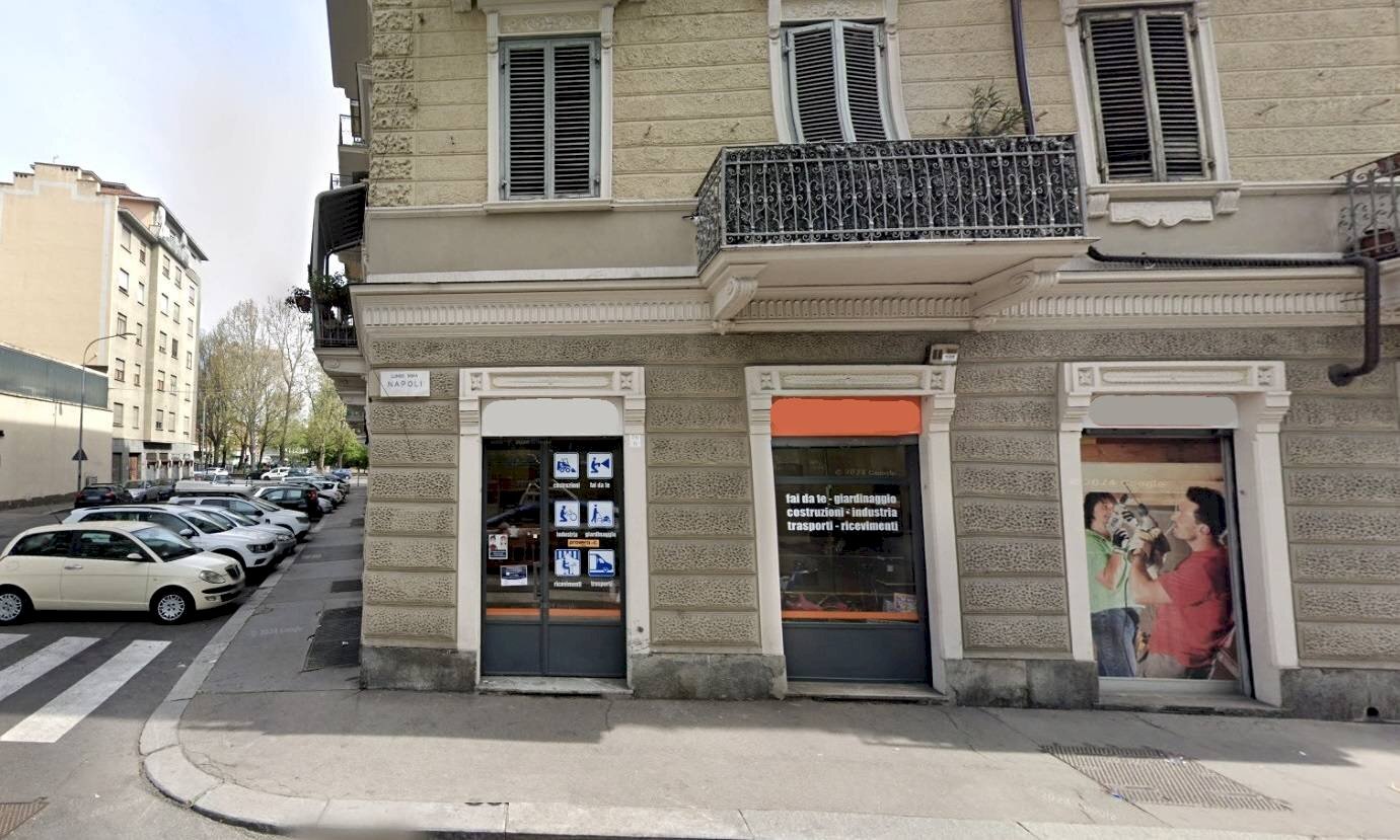 Foto 3 - Commercial Premises Lungo Dora Napoli
 
26, Torino - photo 2