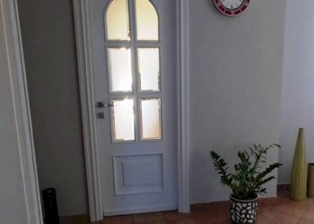 Foto 22 - Villa Via Boschetti
 
15, Front - photo 22