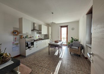 Foto 24 - Villa Via Boschetti
 
15, Front - photo 24