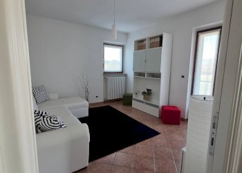 Foto 38 - Villa Via Boschetti
 
15, Front - photo 38