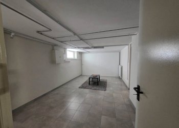 Foto 53 - Villa Via Boschetti
 
15, Front - photo 53