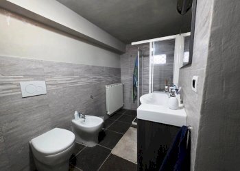 Foto 52 - Villa Via Boschetti
 
15, Front - photo 52